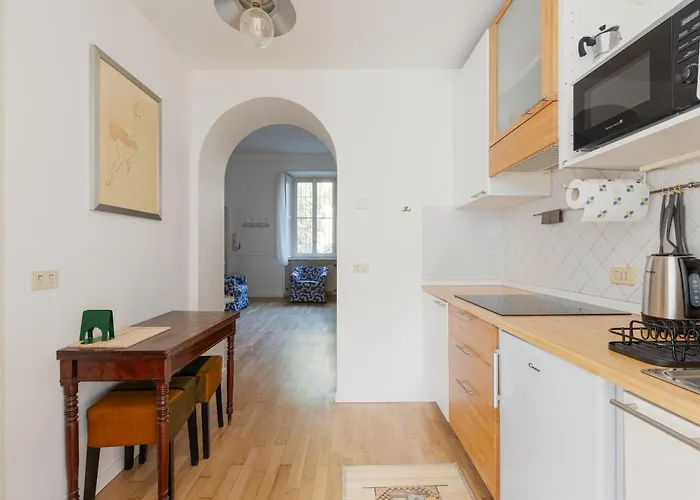 Apartament Guesthost - Garibaldi & Isola District Functional